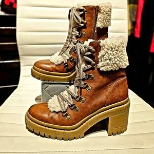 Cute and warm faux fur booties